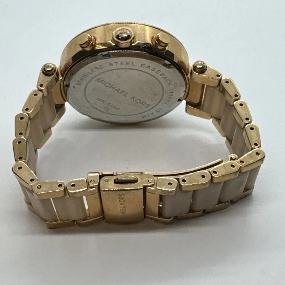 Michael Kors Parker MK5896 Women Rose Gold Analog Dial Quartz Wrist Watch JNA390